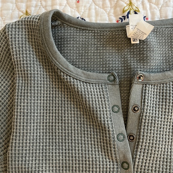 XS Offline by Arrie cropped waffle top. - Picture 4 of 4